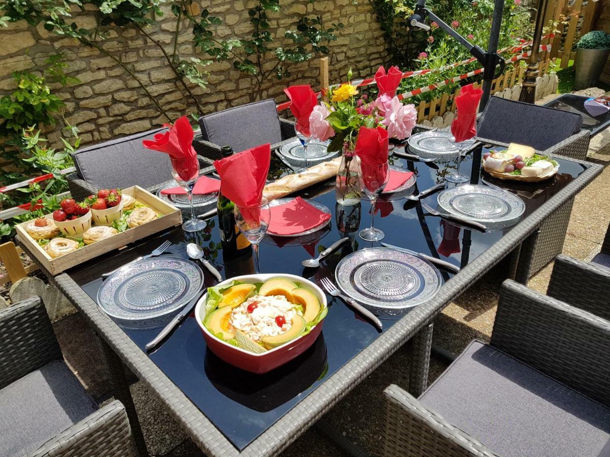 Maison Le Trefle Chef-Boutonne المظهر الخارجي الصورة